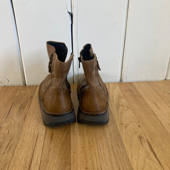 London Fly Brown Leather boots - Picture 2 of 8